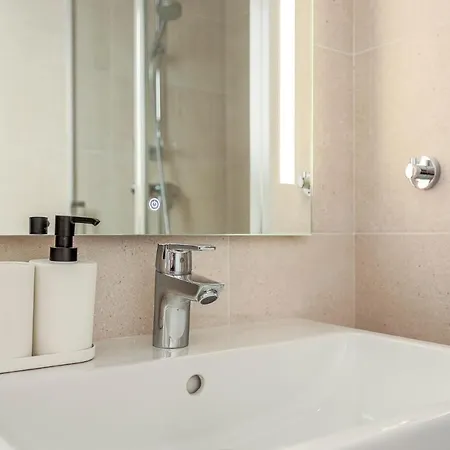 Uxama Luxury Penthouse En Triana - Terraza Y Parking Privados - Piscina *